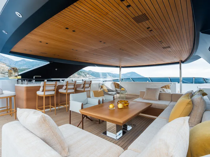 RMF Sanlorenzo 52 Steel - sun deck lounge and bar RMF Sanlorenzo 52 Steel - sun deck lounge and bar