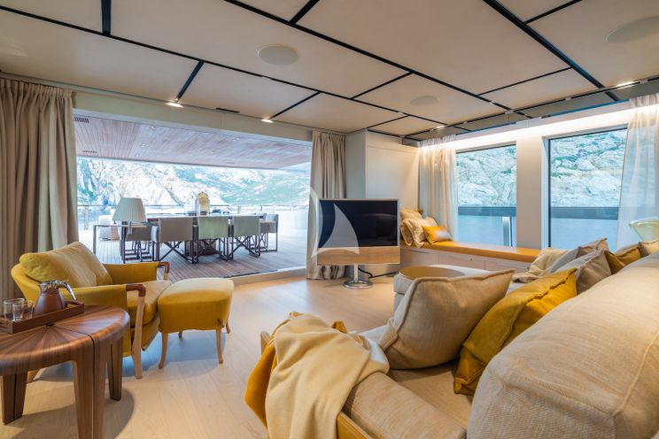 Charter Yacht RMF - Sanlorenzo 52Steel - 5 Cabins - Cannes - St. Tropez - Nice - Antibes - French Riviera - Monaco