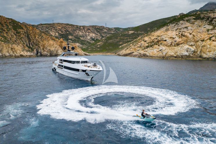 Charter Yacht RMF - Sanlorenzo 52Steel - 5 Cabins - Cannes - St. Tropez - Nice - Antibes - French Riviera - Monaco