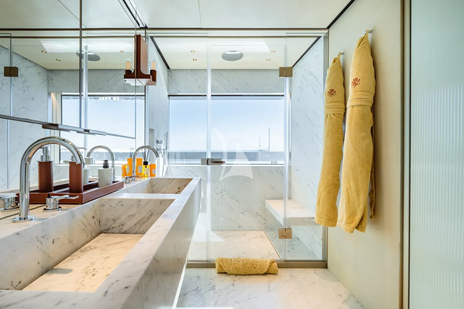 Charter Yacht RMF - Sanlorenzo 52Steel - 5 Cabins - Cannes - St. Tropez - Nice - Antibes - French Riviera - Monaco