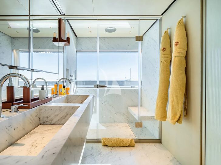 RMF Sanlorenzo 52Steel - gym shower room RMF Sanlorenzo 52Steel - gym shower room