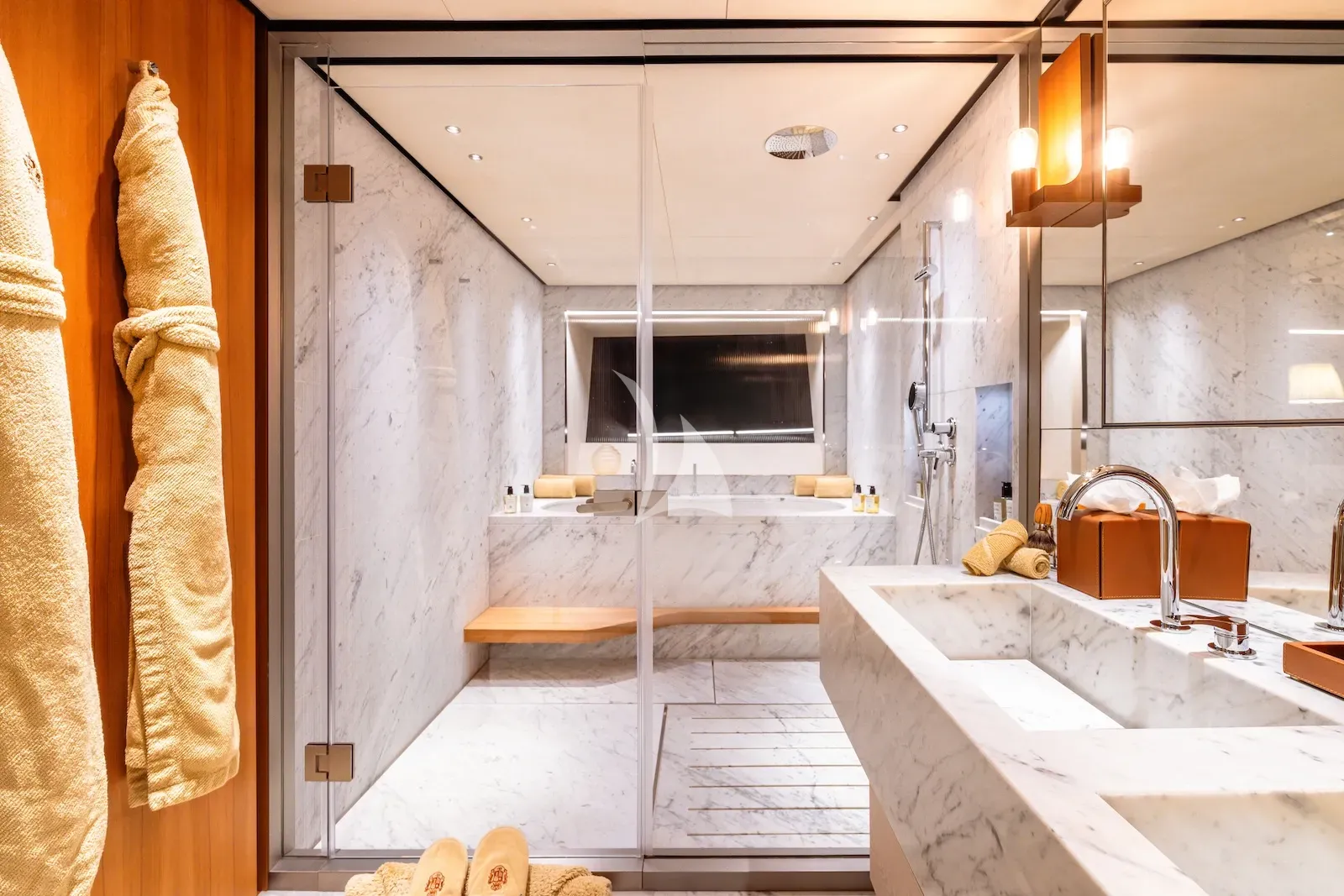 Charter Yacht RMF - Sanlorenzo 52Steel - 5 Cabins - Cannes - St. Tropez - Nice - Antibes - French Riviera - Monaco