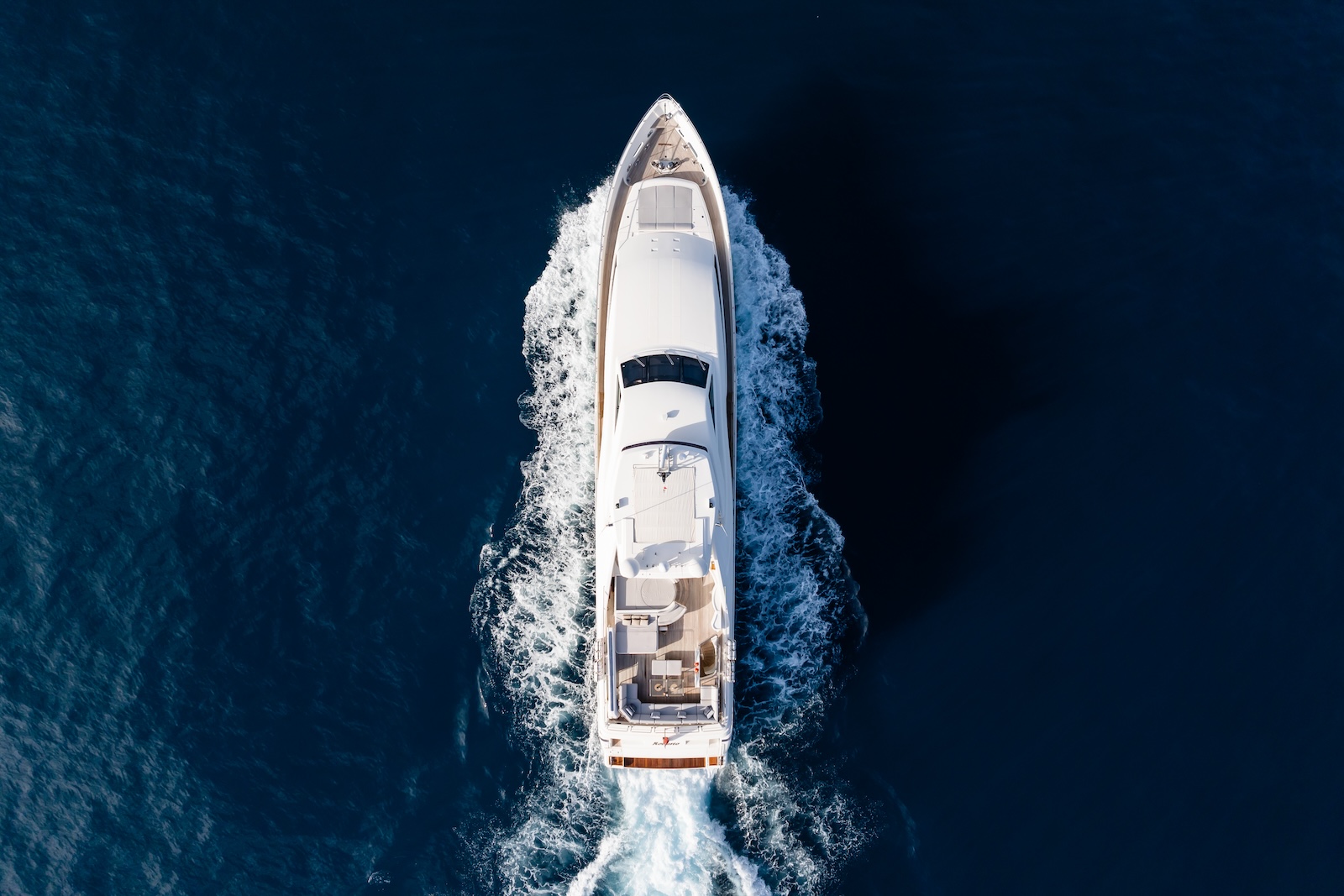 Charter Yacht ROBUSTO - Ferretti Custom Line 112 Next - 5 Cabins - Monaco - Cannes - St Tropez - Nice - Antibes - the French Riviera