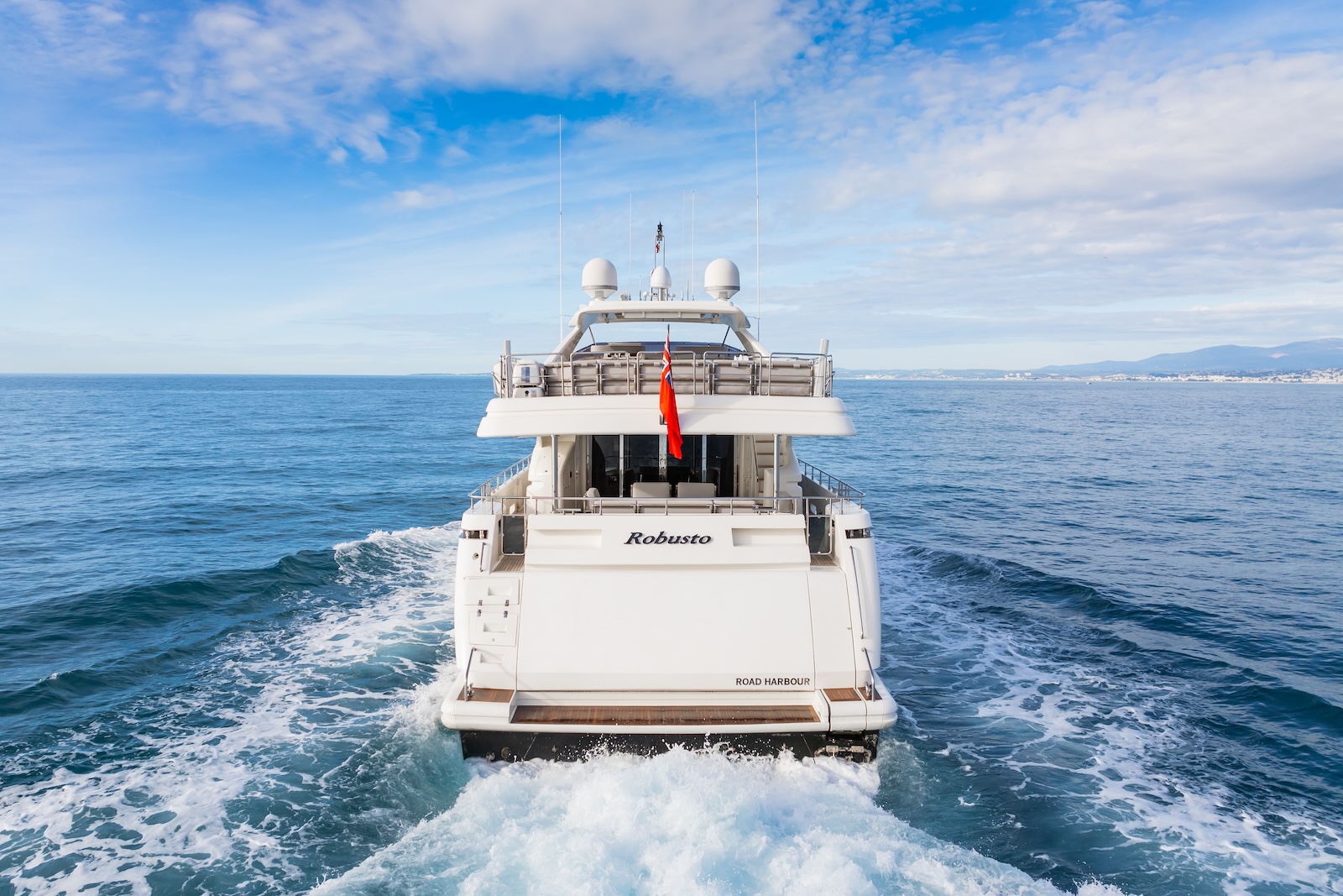 Charter Yacht ROBUSTO - Ferretti Custom Line 112 Next - 5 Cabins - Monaco - Cannes - St Tropez - Nice - Antibes - the French Riviera