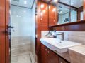 ROBUSTO Ferretti Custom Line 112 Next - twin cabin 1 bathroom ROBUSTO Ferretti Custom Line 112 Next - twin cabin 1 bathroom