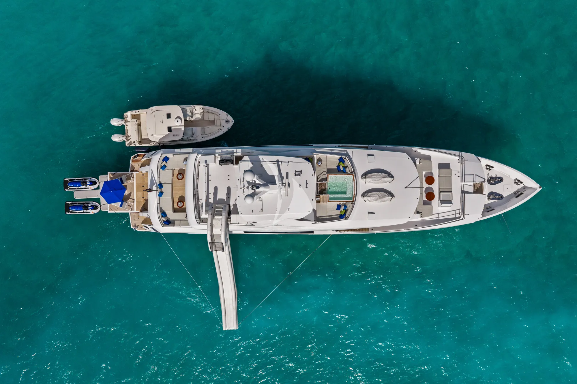 Charter Yacht ROMEO FOXTROT - Hargrave 118 - 5 Cabins - Nassau - Exumas - Bahamas