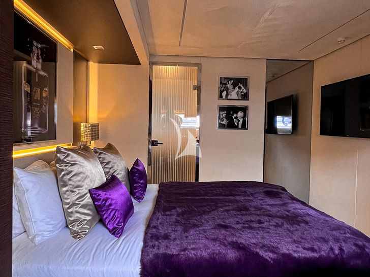 ROMY ONE Prestige 680 - VIP cabin 1 ROMY ONE Prestige 680 - VIP cabin 1