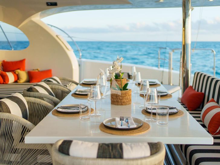 ROYAL RITA Sunreef 78 Power aft alfresco dining area ROYAL RITA Sunreef 78 Power aft alfresco dining area