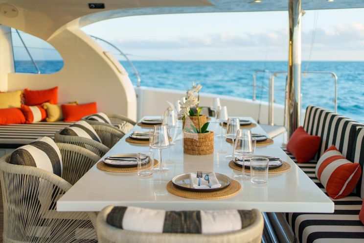 Charter Yacht ROYAL RITA - Sunreef 78 Power - 4 Cabins - Nassau - Exumas - Bahamas