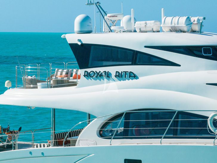 ROYAL RITA Sunreef 78 Power aft shot ROYAL RITA Sunreef 78 Power aft shot