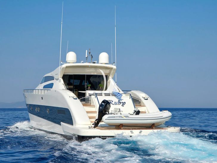 RUBY Tecnomar Velvet 83 - aft view RUBY Tecnomar Velvet 83 - aft view