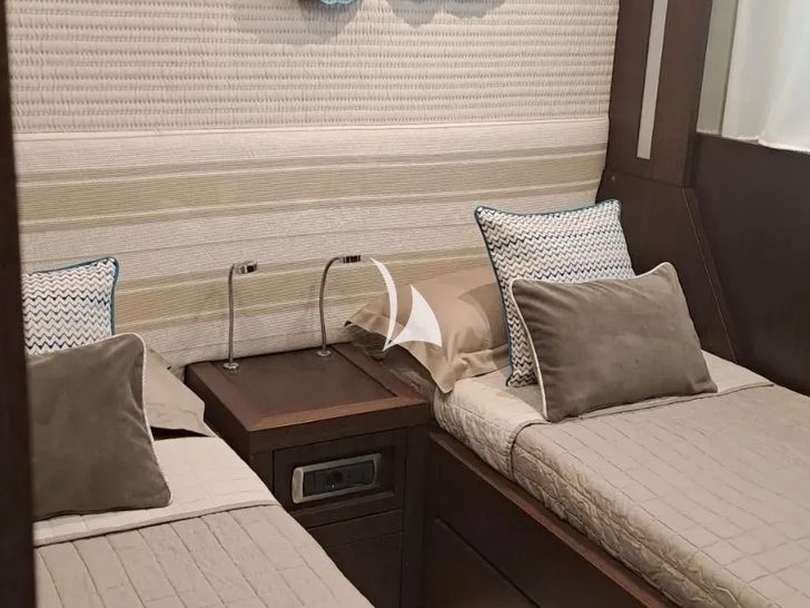 RUBY Tecnomar Velvet 83 - twin cabin 1 RUBY Tecnomar Velvet 83 - twin cabin 1