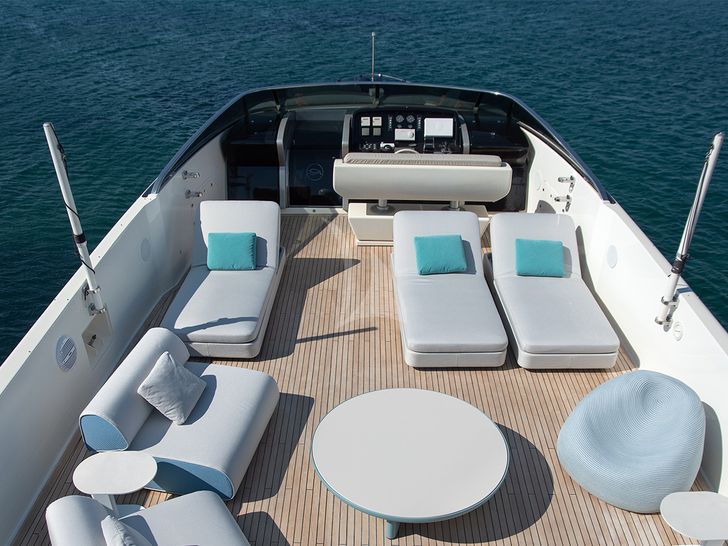 Riva Athena 115 BEYOND Yacht Sundeck Riva Athena 115 BEYOND Yacht Sundeck