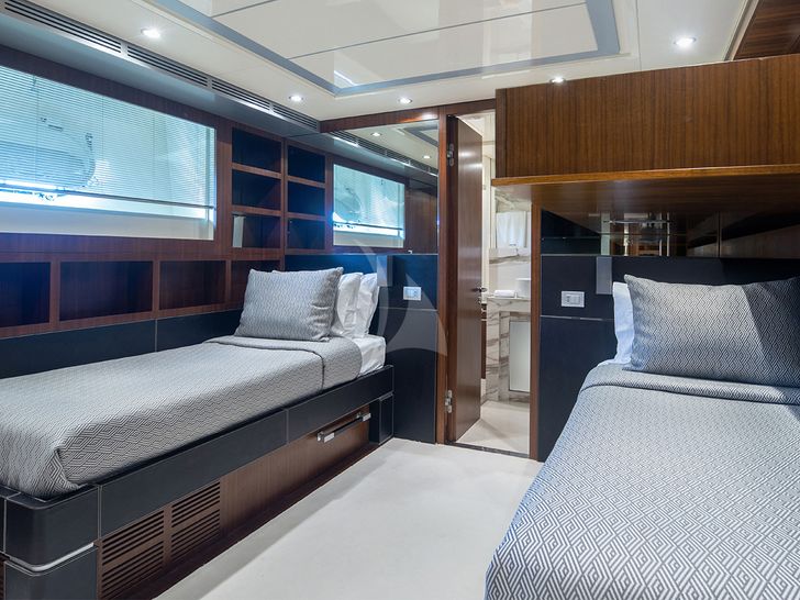Riva Athena 115 BEYOND Yacht Twin Riva Athena 115 BEYOND Yacht Twin