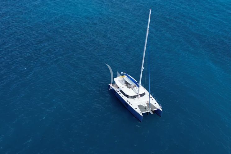 Charter Yacht S/Y FENG - Sunreef 70 - 4 Cabins - Sydney - Whitsunday Islands - Great Barrier Reef - Australia