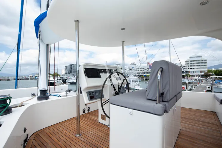 Charter Yacht S/Y FENG - Sunreef 70 - 4 Cabins - Sydney - Whitsunday Islands - Great Barrier Reef - Australia