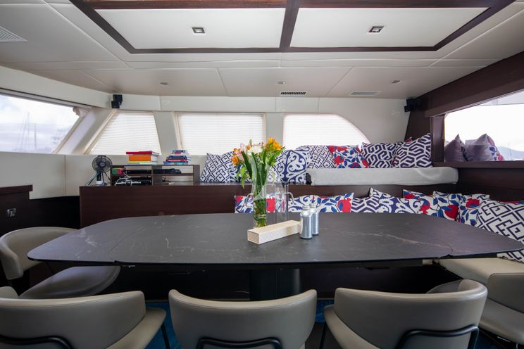 Charter Yacht S/Y FENG - Sunreef 70 - 4 Cabins - Sydney - Whitsunday Islands - Great Barrier Reef - Australia