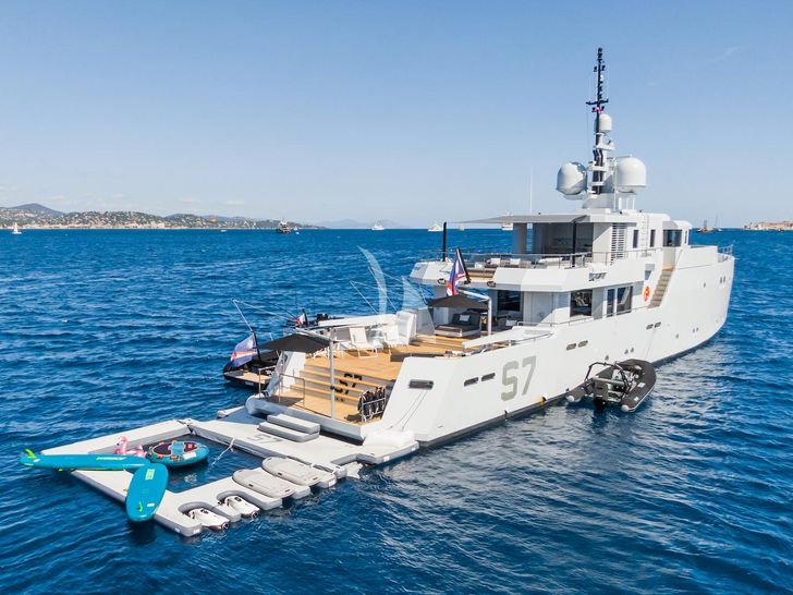 S7 Tansu Mothership Series - anchored with water toys S7 Tansu Mothership Series - anchored with water toys