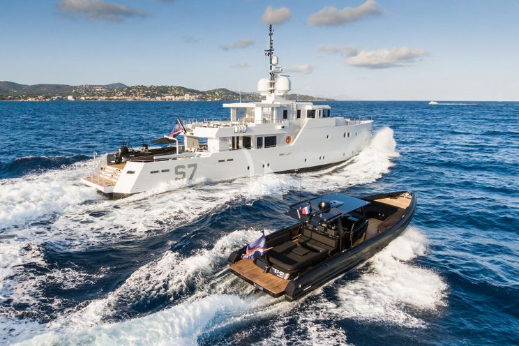Charter Yacht S7 - Tansu Mothership Series - 5 Cabins - Antibes - Cannes - St. Tropez - French Riviera - Monaco