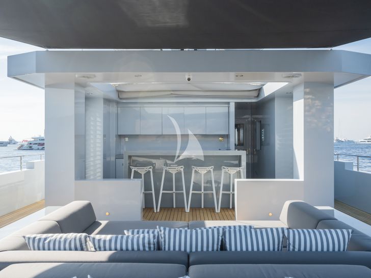 S7 Tansu Mothership Series - flybridge minibar S7 Tansu Mothership Series - flybridge minibar