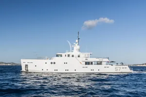 S7 - Tansu Mothership Series - 5 Cabins - Antibes - Cannes - St. Tropez - French Riviera - Monaco S7 - Tansu Mothership Series - 5 Cabins - Antibes - Cannes - St. Tropez - French Riviera - Monaco