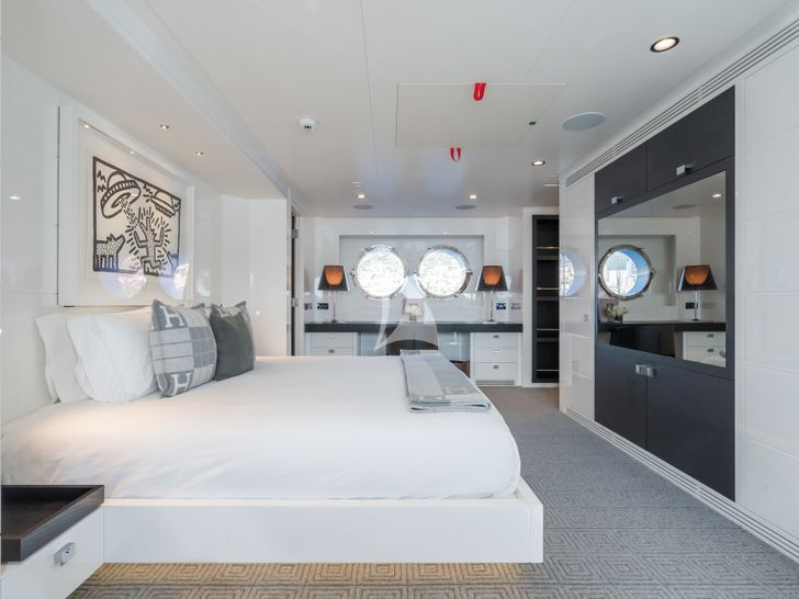 S7 Tansu Mothership Series - master cabin other angle S7 Tansu Mothership Series - master cabin other angle