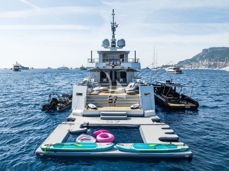 S7 Tansu Mothership Series - stern with water toys set up S7 Tansu Mothership Series - stern with water toys set up