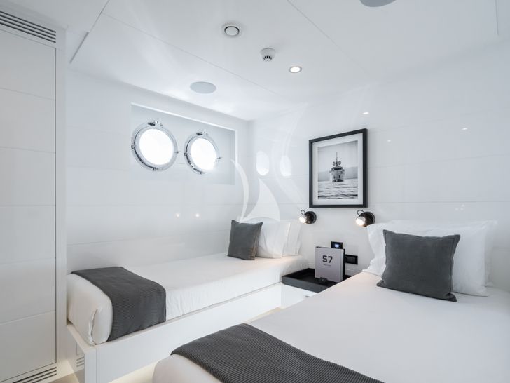 S7 Tansu Mothership Series - twin cabin 1 S7 Tansu Mothership Series - twin cabin 1