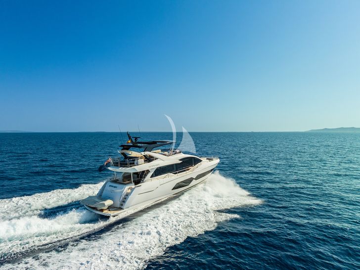 SAAHSA Sunseeker 76 - cruising on top speed SAAHSA Sunseeker 76 - cruising on top speed