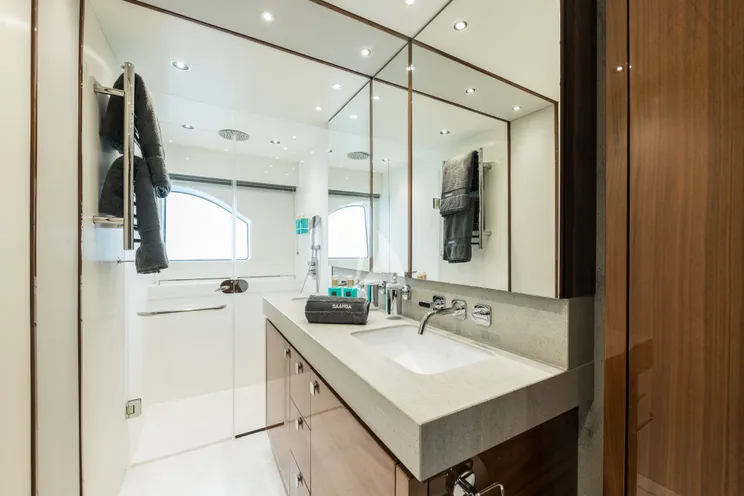 Charter Yacht SAAHSA - Sunseeker 76 - 4 Cabins - Ibiza - Palma - Mallorca - Balearics - Spain