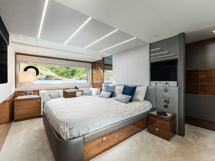 SAAHSA Sunseeker 76 - master cabin SAAHSA Sunseeker 76 - master cabin