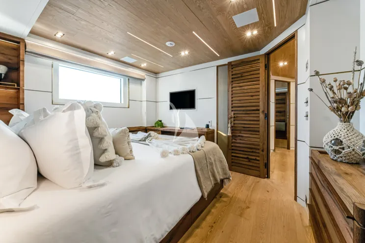 Charter Yacht SABAI - Cantiere Delle Marche Nauta Air 110 - 5 Cabins - Naples - Capri - Positano - Amalfi Coast - Italy