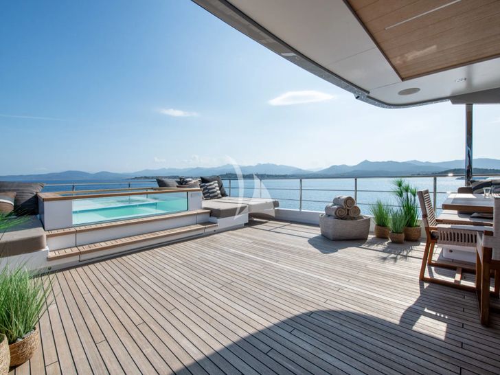 SABAI Jacuzzi SABAI Jacuzzi