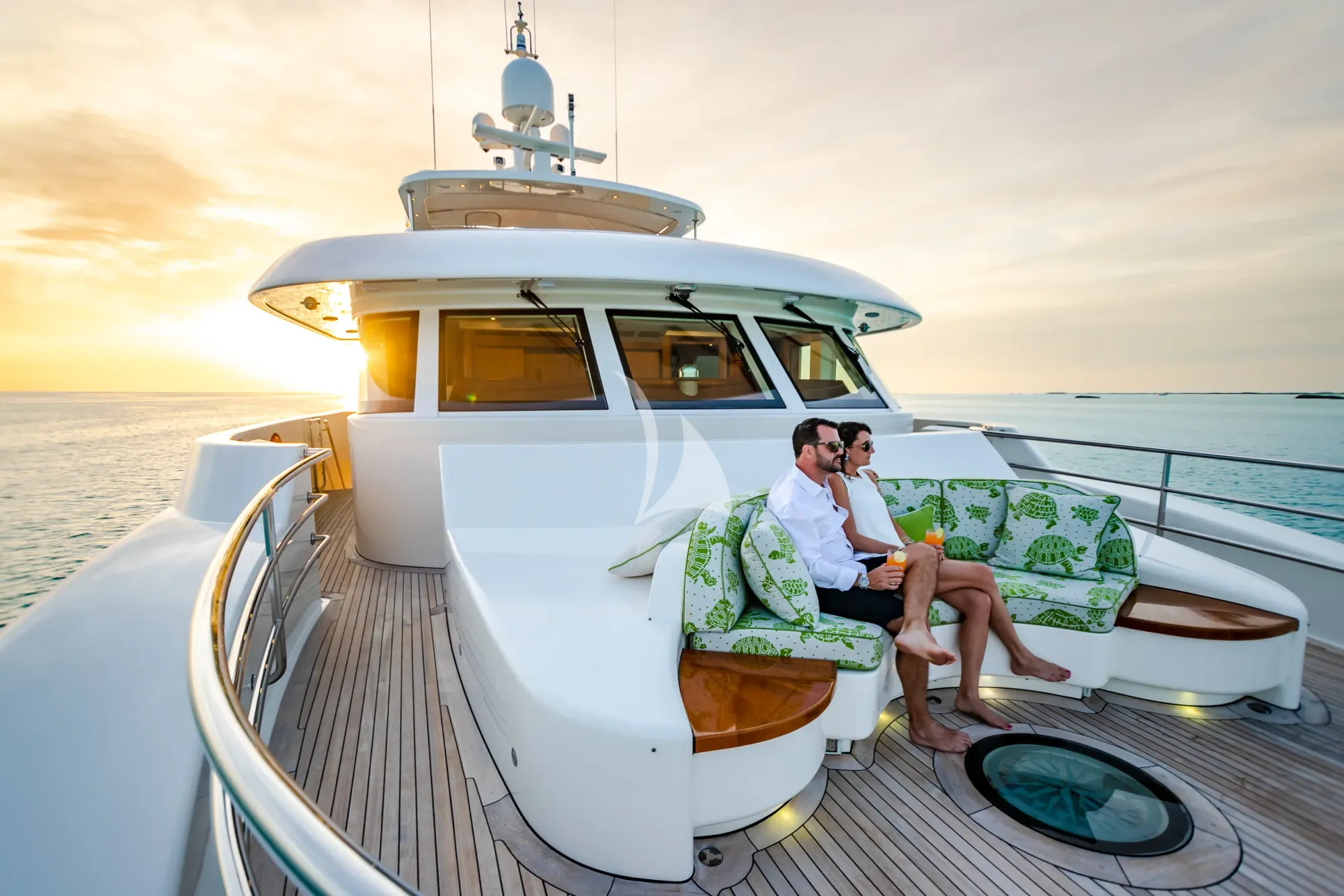 Charter Yacht SHADOWL - Burger 43m - 5 Cabins - Nassau - Exumas - Bahamas