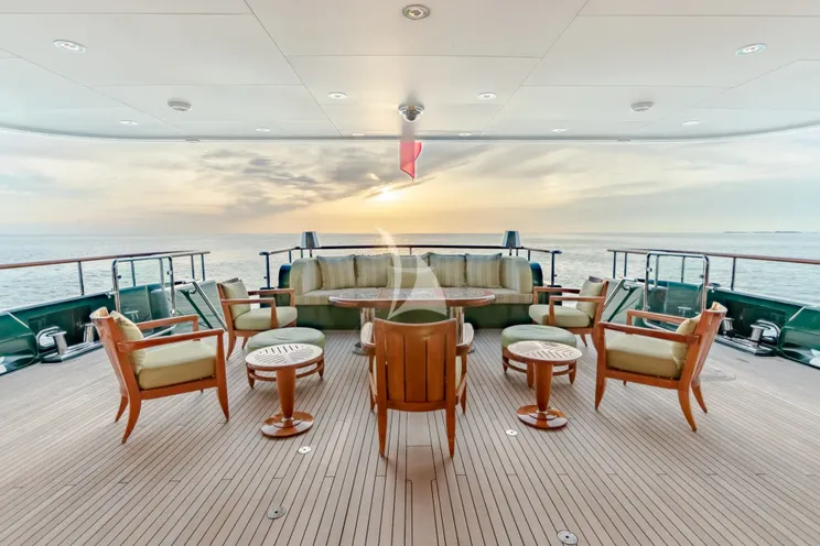 Charter Yacht SHADOWL - Burger 43m - 5 Cabins - Nassau - Exumas - Bahamas