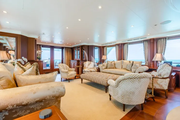 Charter Yacht SHADOWL - Burger 43m - 5 Cabins - Nassau - Exumas - Bahamas