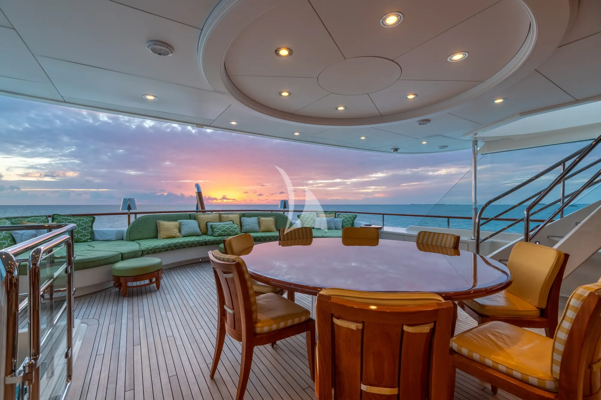 Charter Yacht SHADOWL - Burger 43m - 5 Cabins - Nassau - Exumas - Bahamas