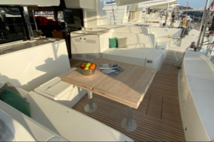 Charter Yacht SAIL AWAY - Lagoon 46 - 3 Cabins - St Raphael - Cannes - St Tropez - Monaco - French Riviera