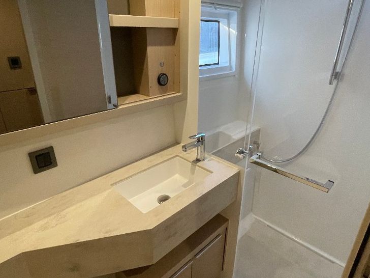 SAIL AWAY Lagoon 46 - cabin 2 bathroom SAIL AWAY Lagoon 46 - cabin 2 bathroom