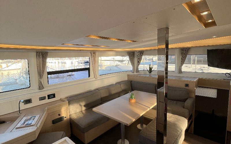 Charter Yacht SAIL AWAY - Lagoon 46 - 3 Cabins - St Raphael - Cannes - St Tropez - Monaco - French Riviera