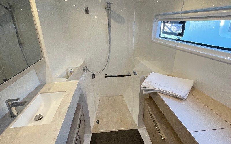 Charter Yacht SAIL AWAY - Lagoon 46 - 3 Cabins - St Raphael - Cannes - St Tropez - Monaco - French Riviera