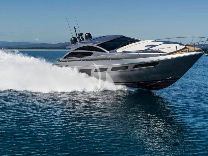 SAINTS Pershing 6X cruising side view SAINTS Pershing 6X cruising side view