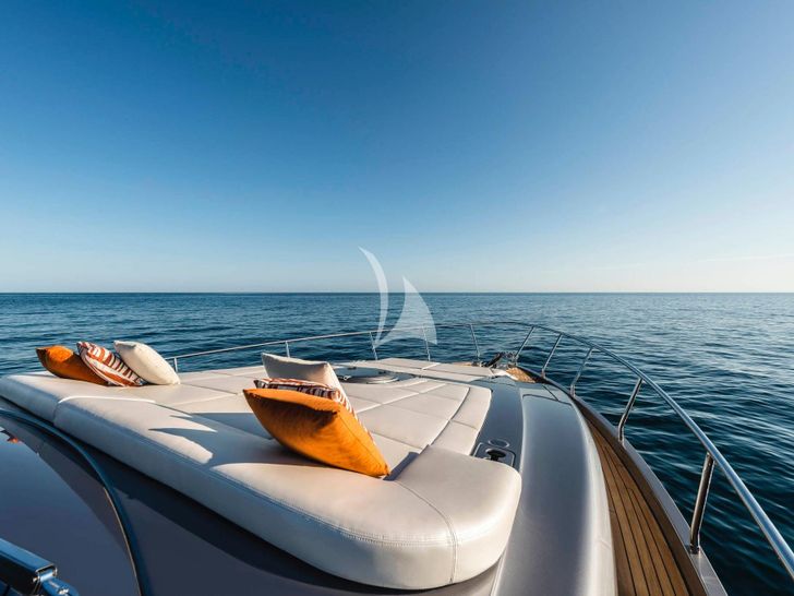SAINTS Pershing 6X foredeck SAINTS Pershing 6X foredeck