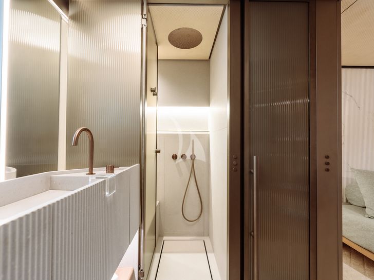 SAL Sanlorenzo SD90 - VIP cabin bathroom SAL Sanlorenzo SD90 - VIP cabin bathroom