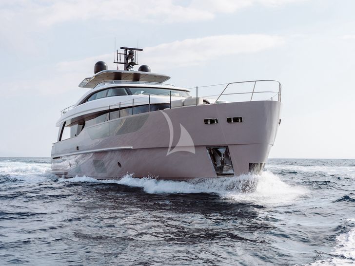 SAL Sanlorenzo SD90 - side view cruising SAL Sanlorenzo SD90 - side view cruising