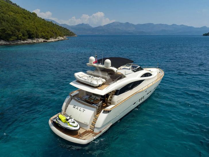 SALT Filippetti F76 - anchored aft shot SALT Filippetti F76 - anchored aft shot