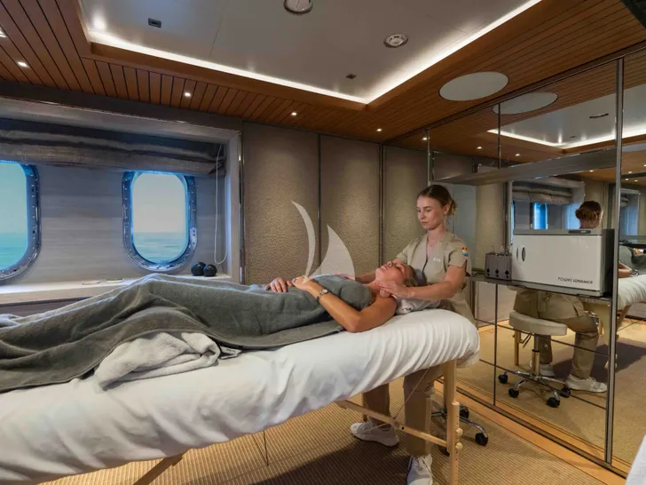 SALT CRN Ancona 61m - massage session SALT CRN Ancona 61m - massage session