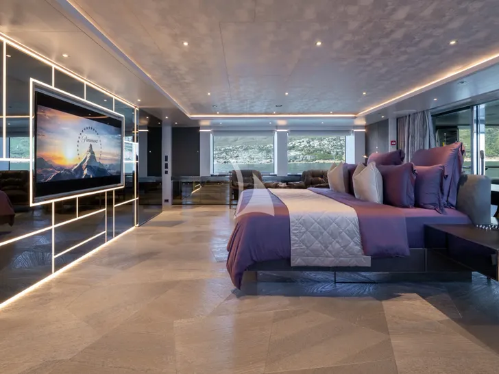 SALT CRN Ancona 61m - master cabin bed and TV SALT CRN Ancona 61m - master cabin bed and TV