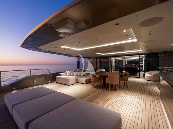 SALT CRN Ancona 61m - upper deck lounge and alfresco dining area SALT CRN Ancona 61m - upper deck lounge and alfresco dining area
