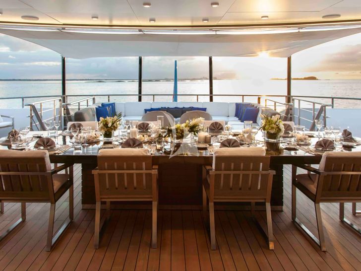 SAMURAI Alia 60m - sundeck dining area SAMURAI Alia 60m - sundeck dining area